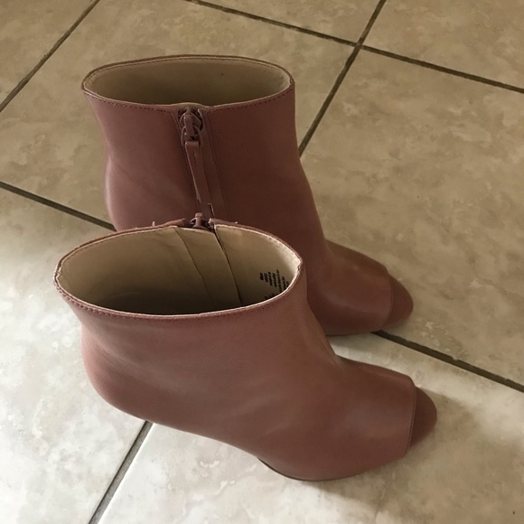 Leather Nine West Peep Toe Booties - Picture 5 of 8